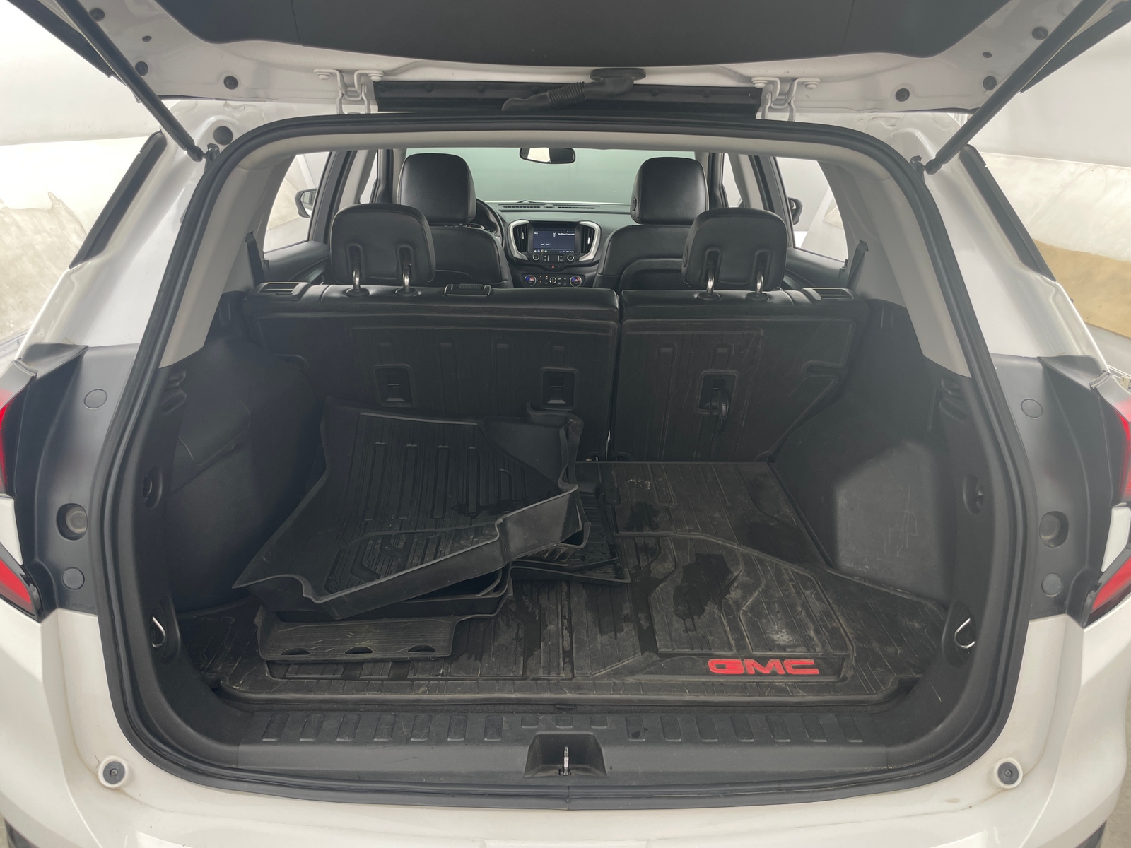 Thumbnail: 2020 GMC Terrain - 6
