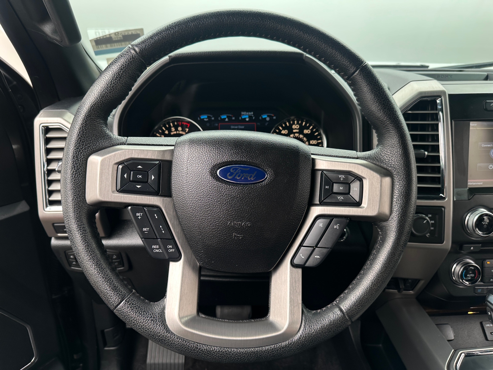 Thumbnail: 2015 Ford Econoline - 4