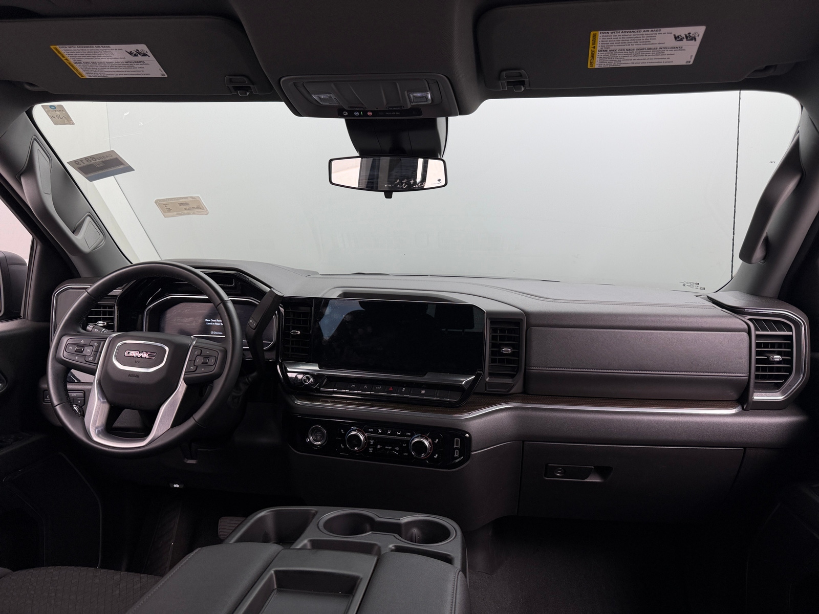 Thumbnail: 2024 GMC Sierra 1500 - 3