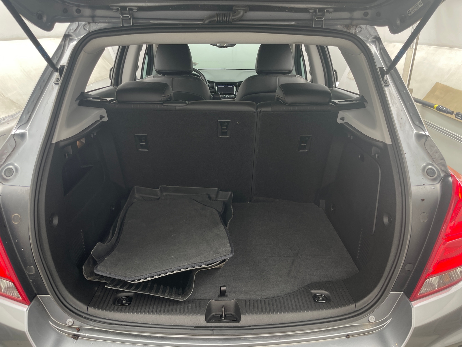 Thumbnail: 2020 Chevrolet Trax - 6