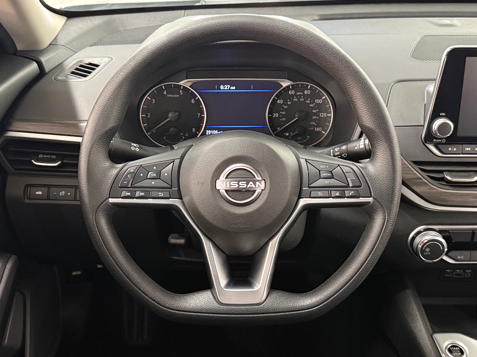 Thumbnail: 2025 Nissan Altima - 5