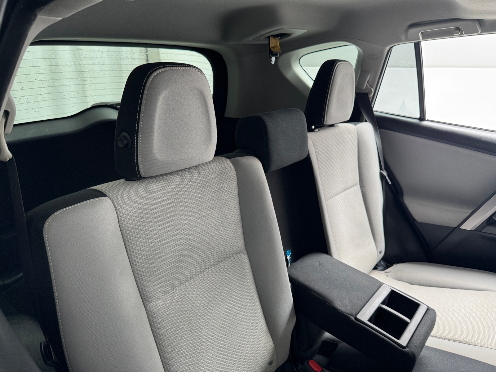 Thumbnail: 2017 Toyota RAV4 - 6