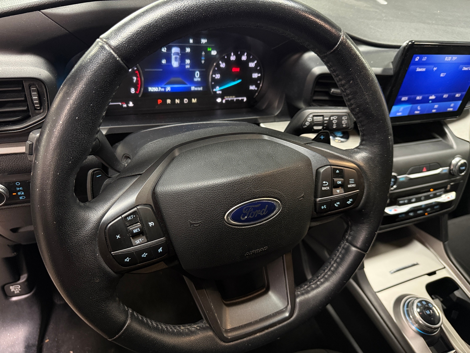 Thumbnail: 2020 Ford Explorer - 5