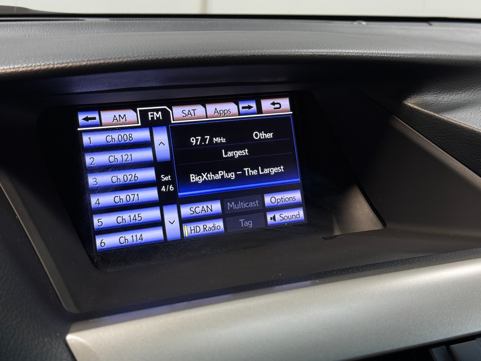 Thumbnail: 2013 Lexus RX - 3