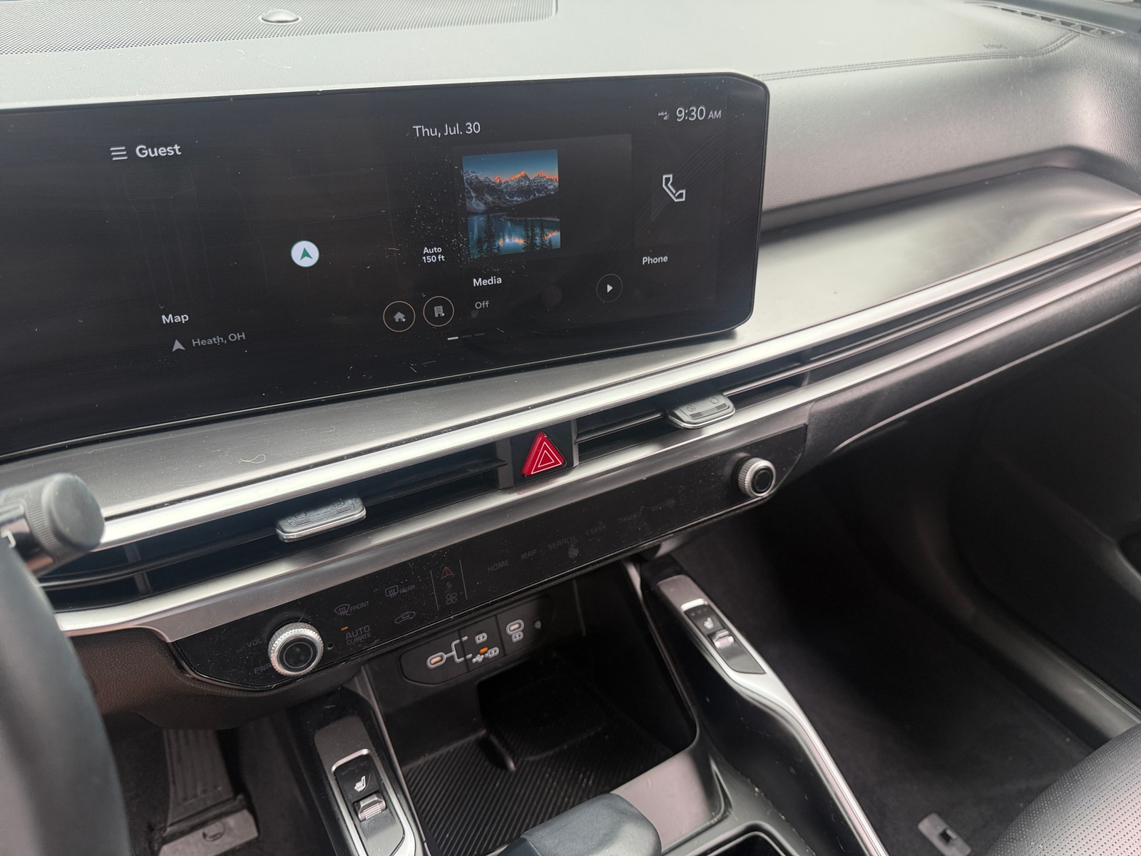 Thumbnail: 2024 Kia Sorento - 3