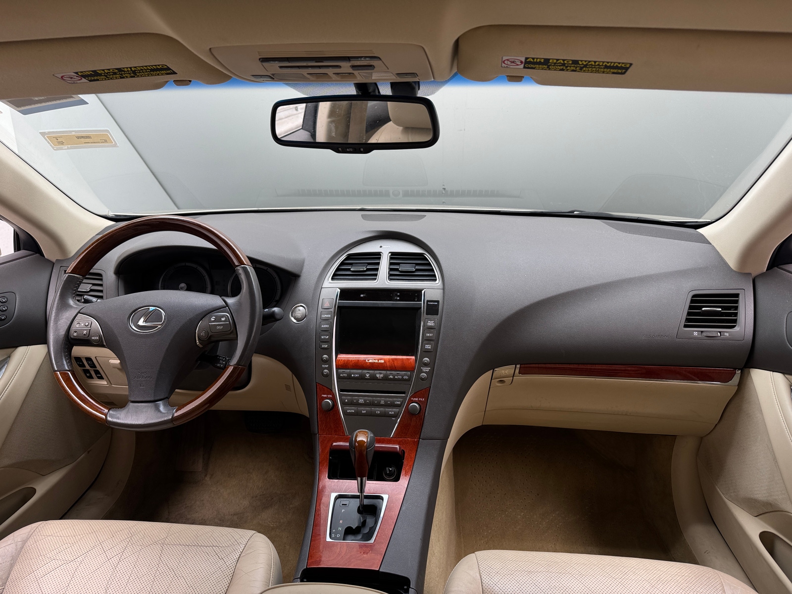 Thumbnail: 2011 Lexus ES - 2