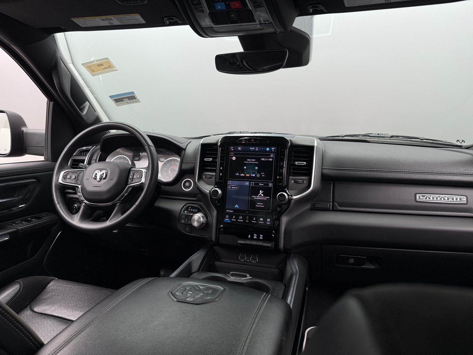 Thumbnail: 2025 RAM 1500 - 2