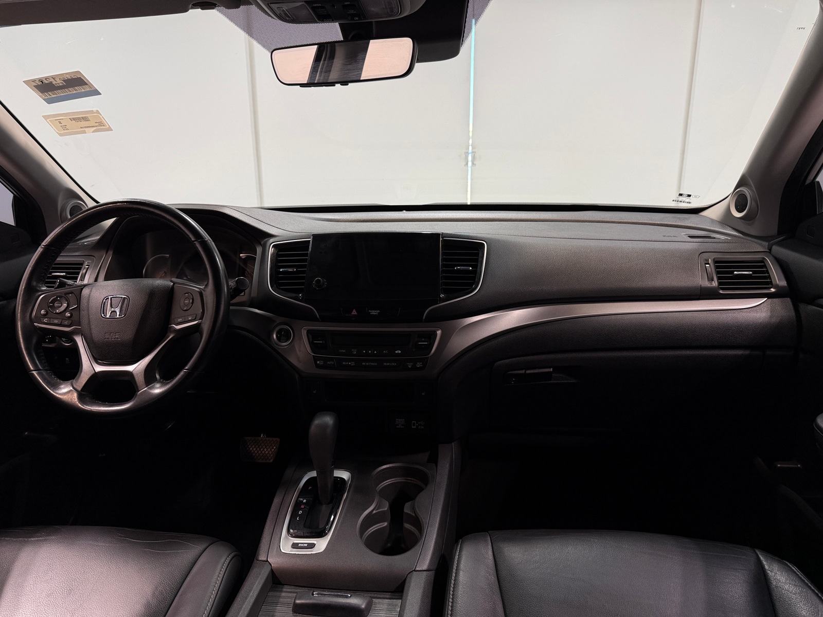 Thumbnail: 2019 Honda Pilot - 2