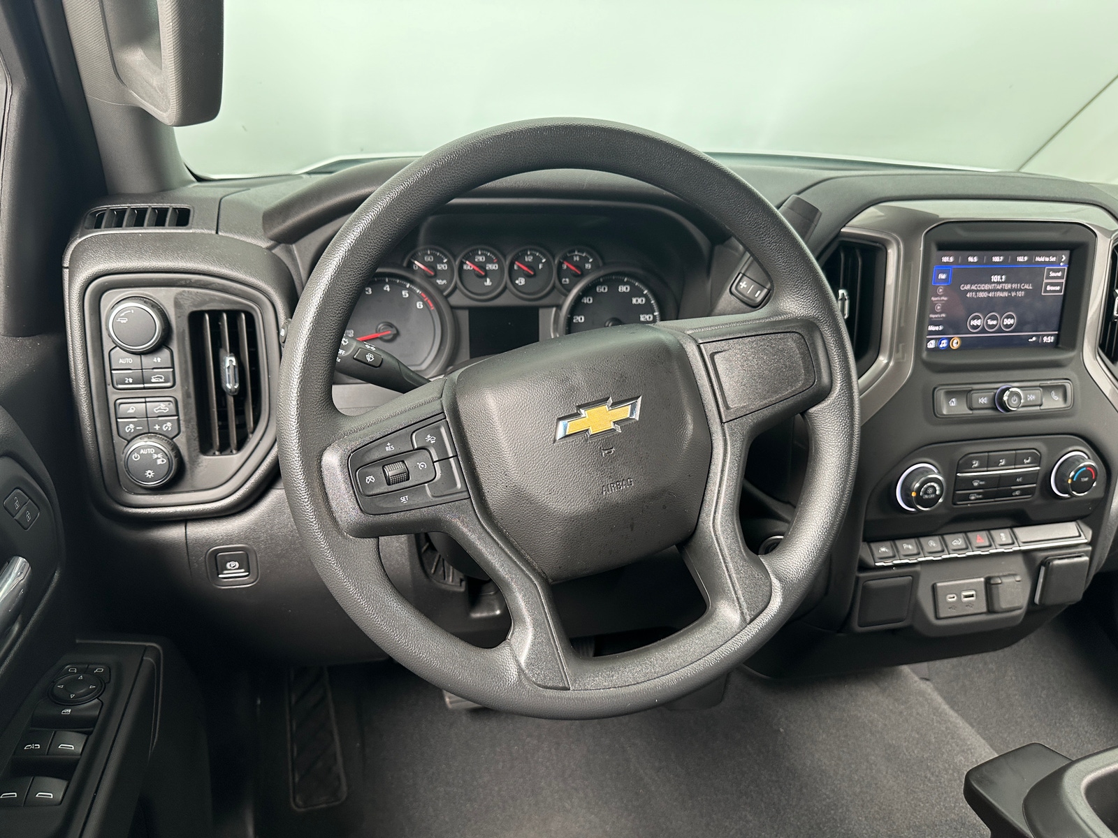 Thumbnail: 2023 Chevrolet Silverado 1500 - 5