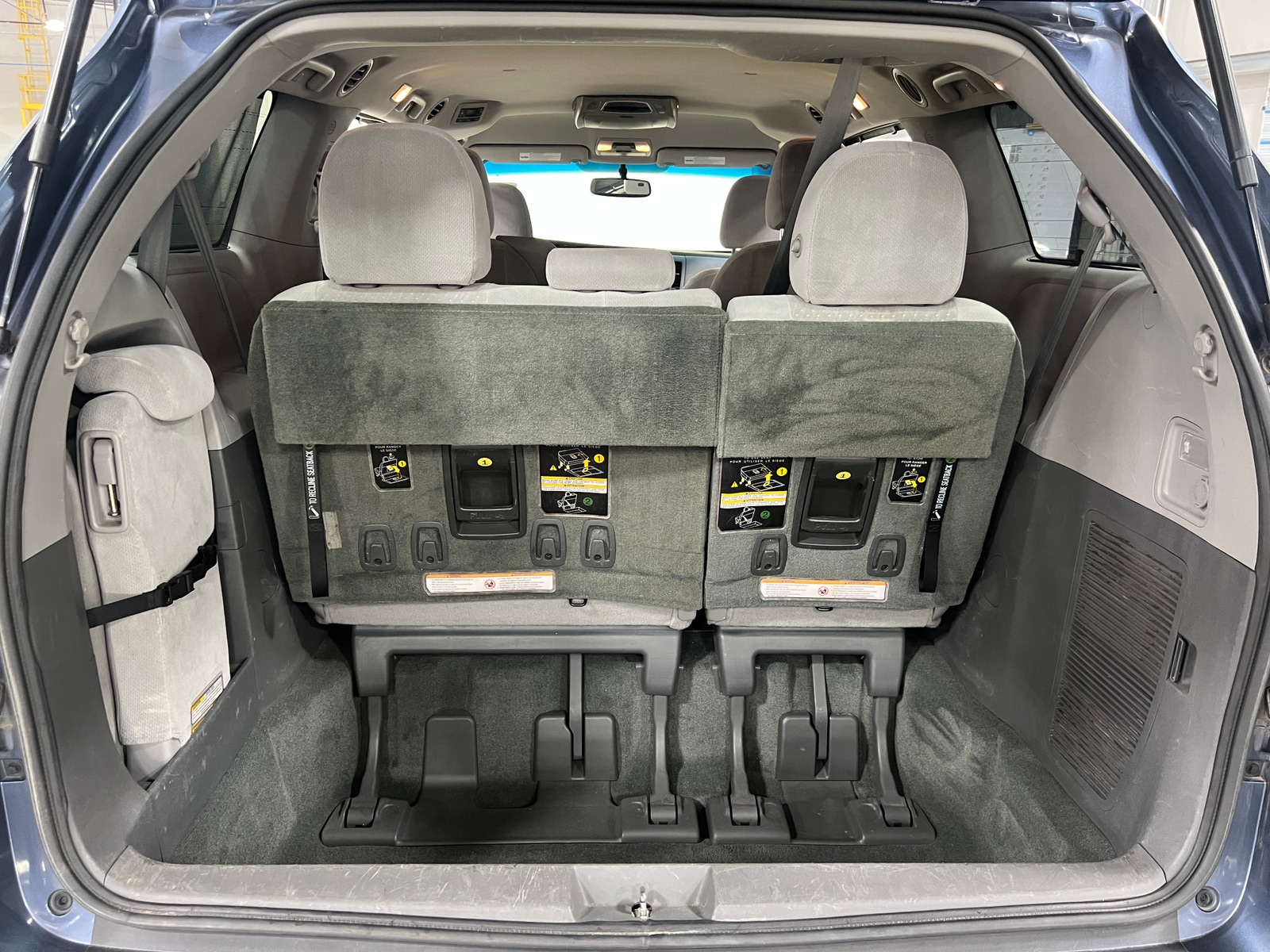 Thumbnail: 2015 Toyota Sienna - 7