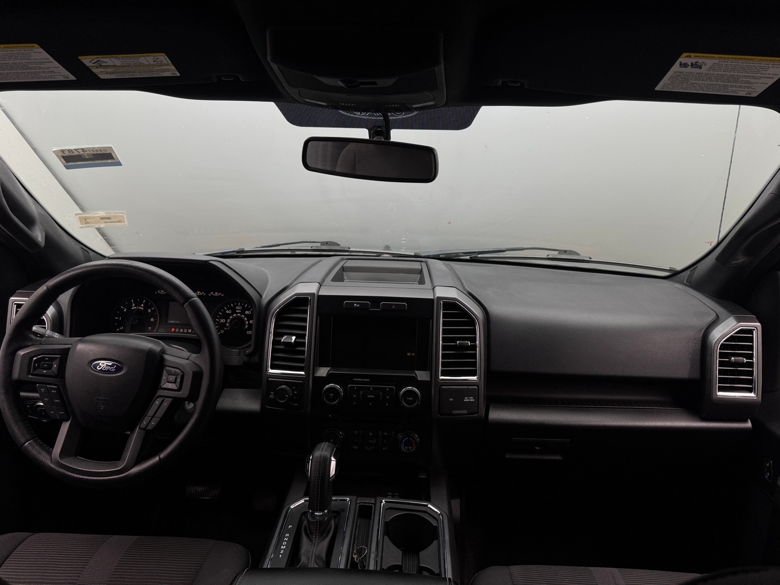 Thumbnail: 2016 Ford Econoline - 3