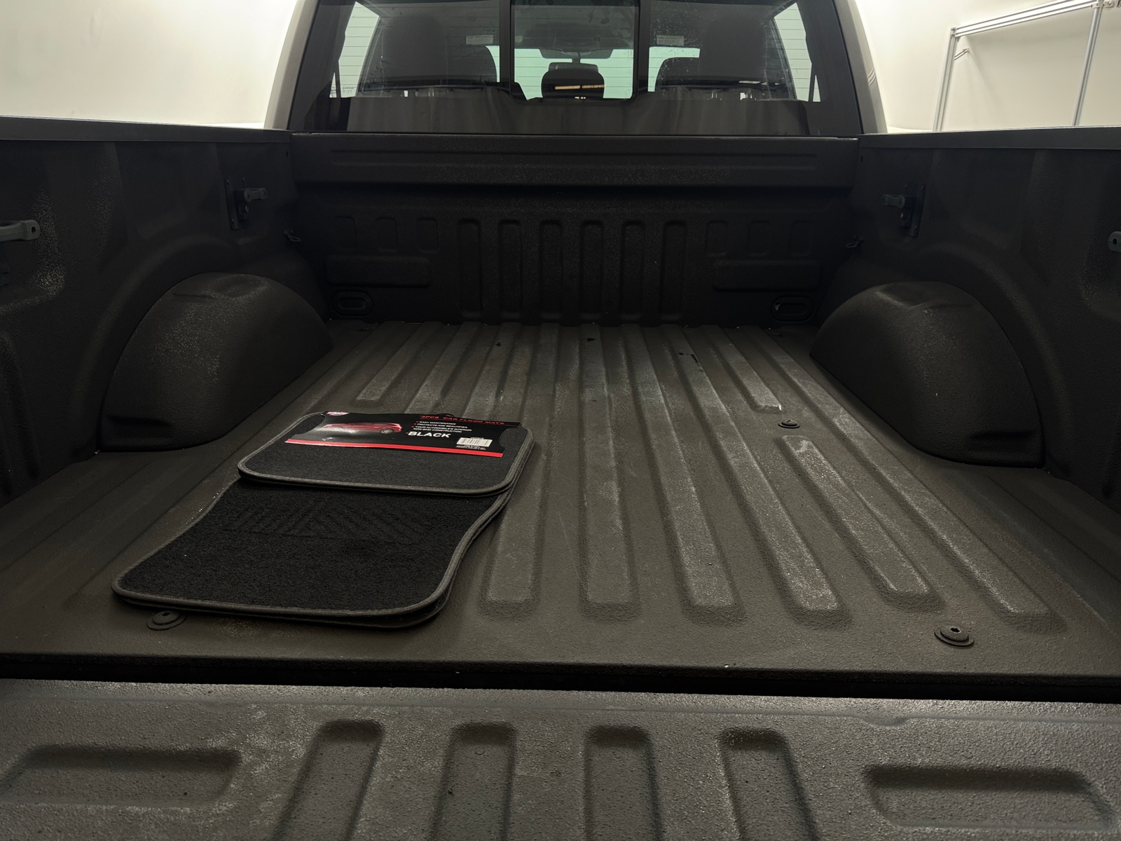 Thumbnail: 2016 Ford Econoline - 7