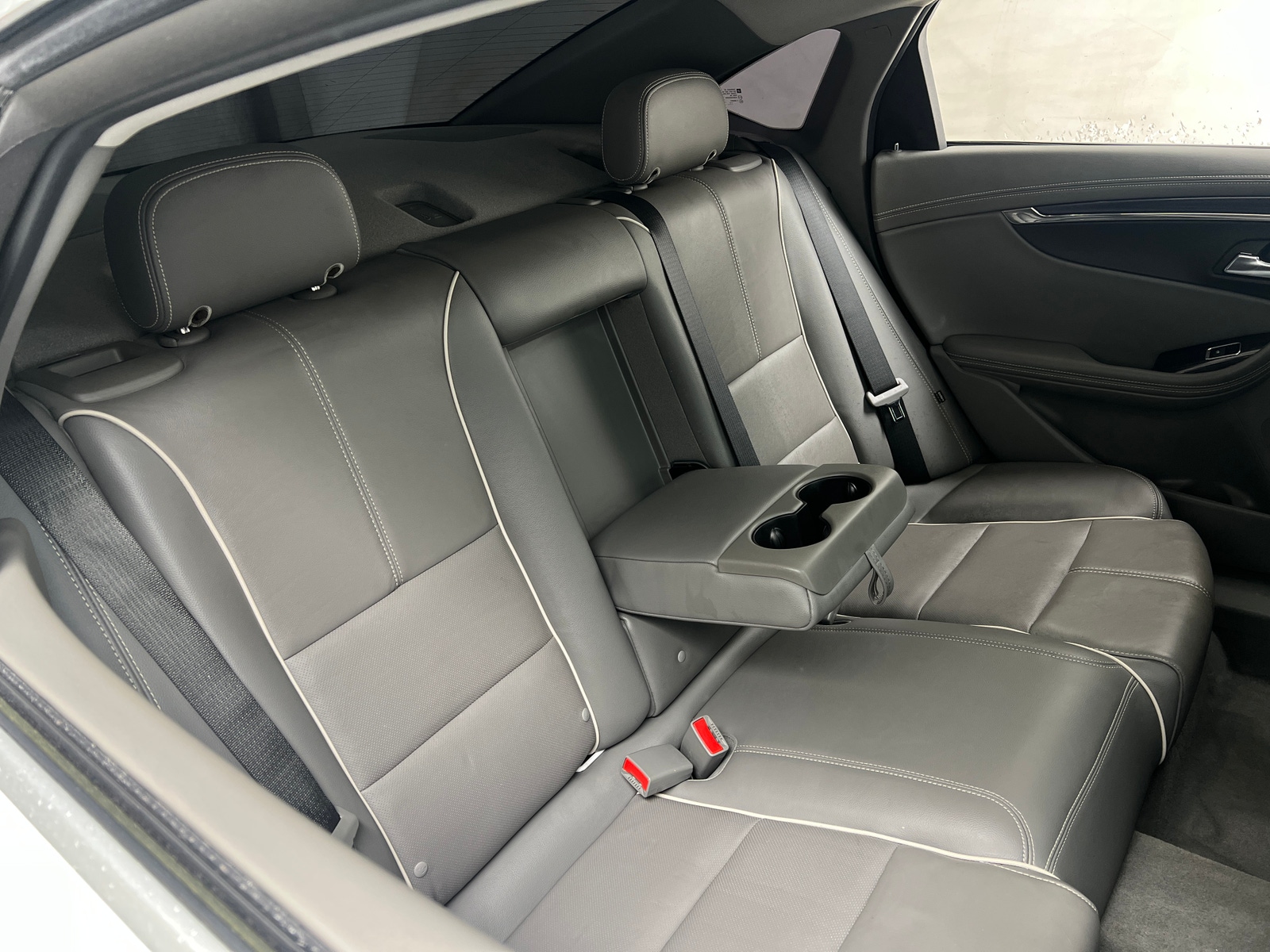 Thumbnail: 2016 Chevrolet Impala - 5