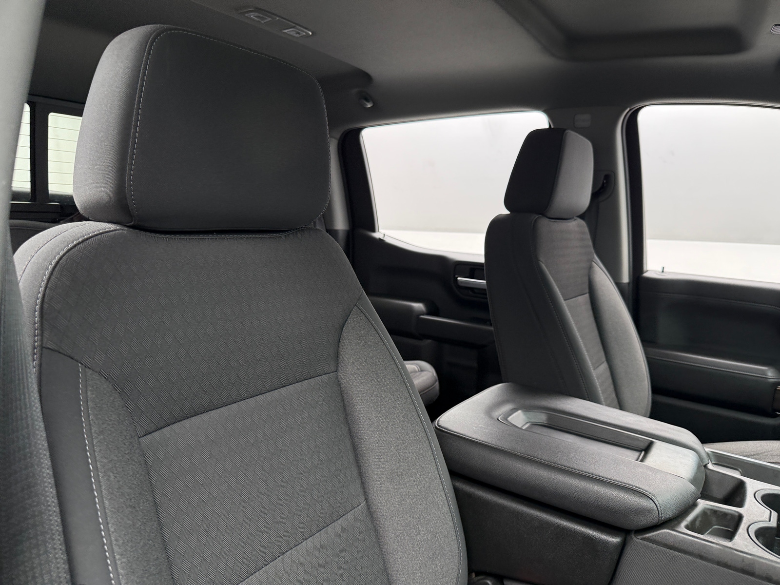 Thumbnail: 2021 Chevrolet Silverado 1500 - 2