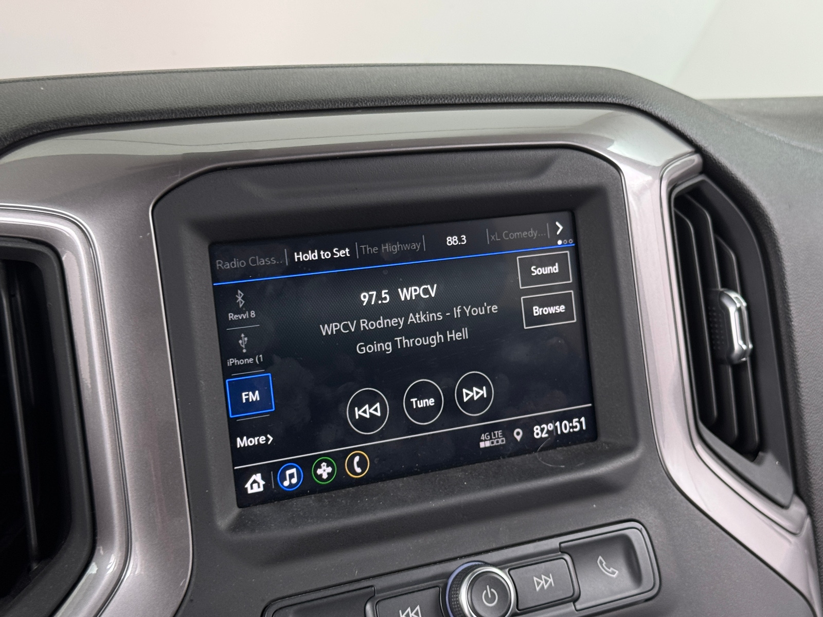 Thumbnail: 2021 Chevrolet Silverado 2500 - 4
