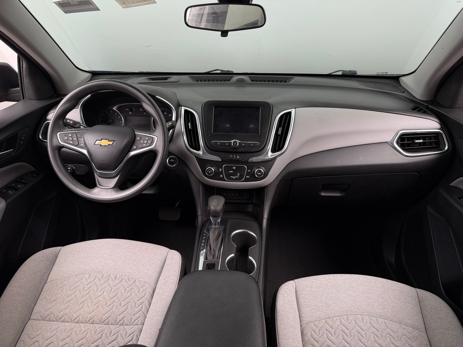 Thumbnail: 2022 Chevrolet Equinox - 3