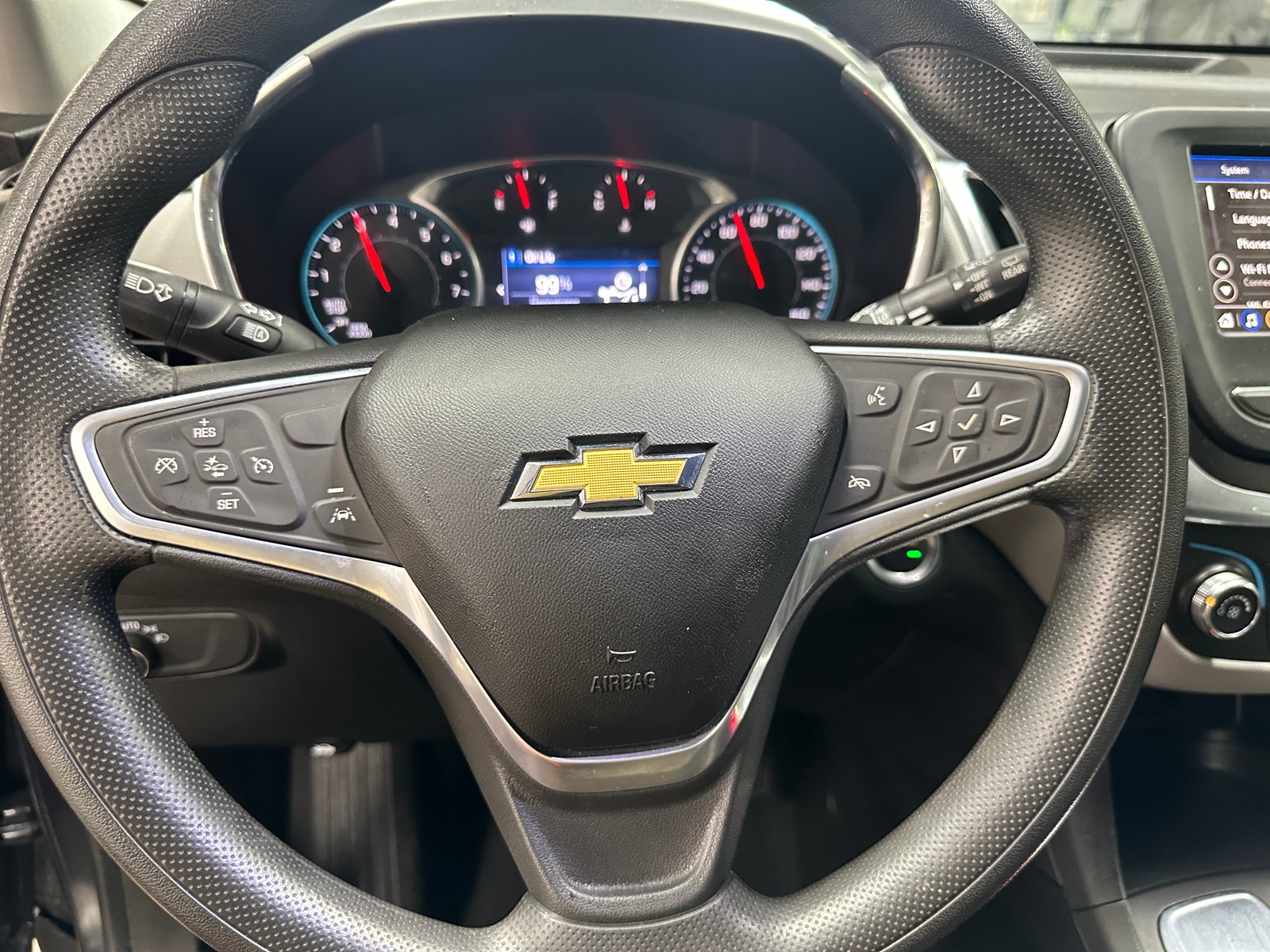 Thumbnail: 2022 Chevrolet Equinox - 5