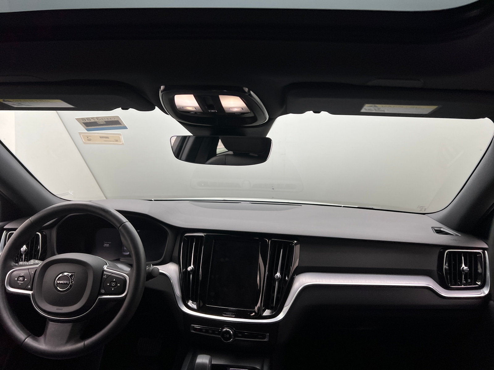 Thumbnail: 2023 Volvo S60 - 2