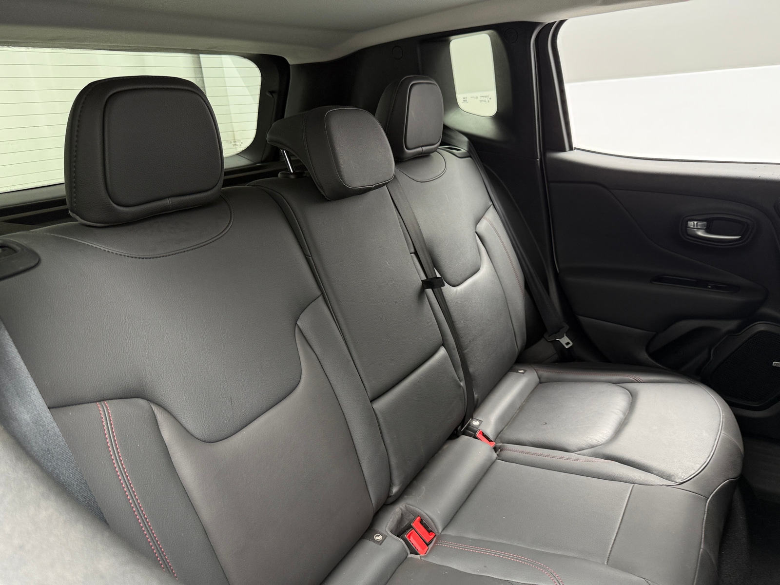 Thumbnail: 2021 Jeep Renegade - 5