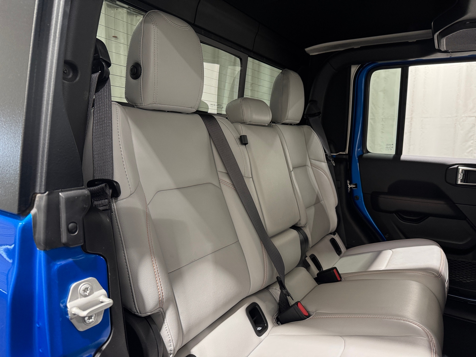 Thumbnail: 2023 Jeep Gladiator - 5