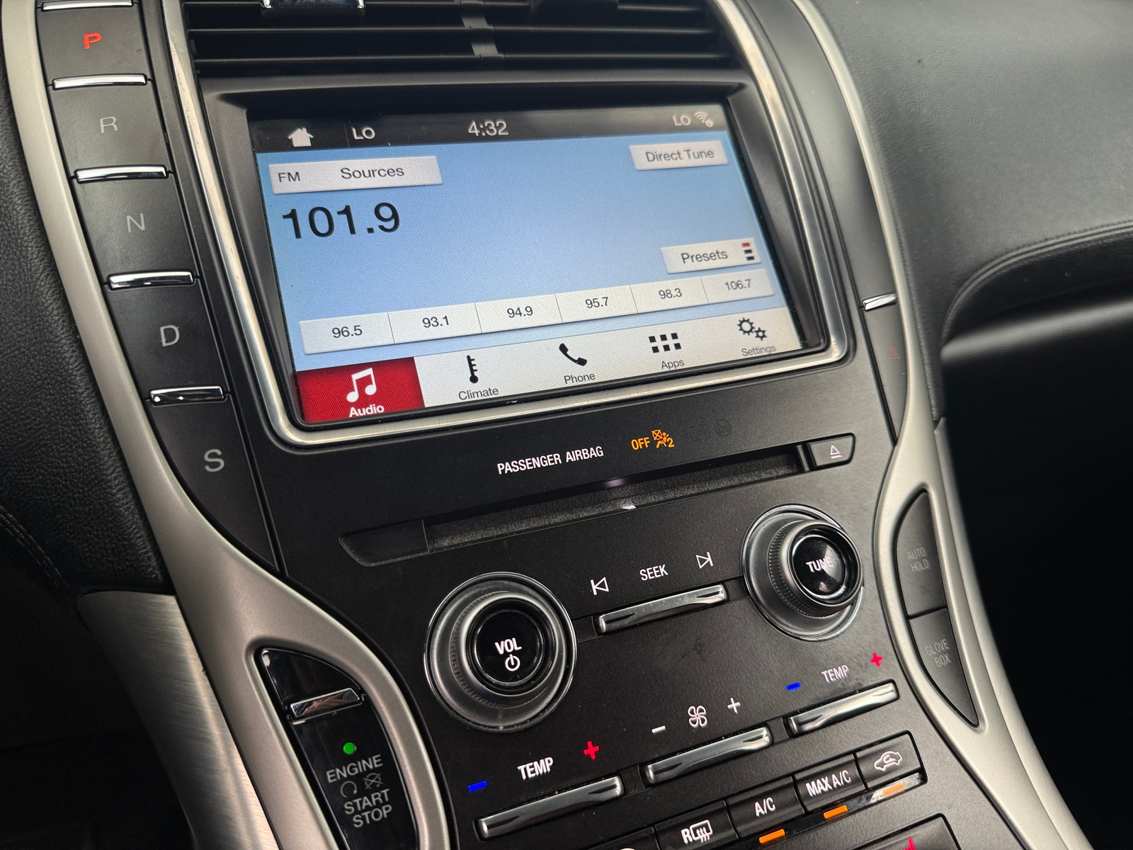 Thumbnail: 2018 Lincoln MKX - 3