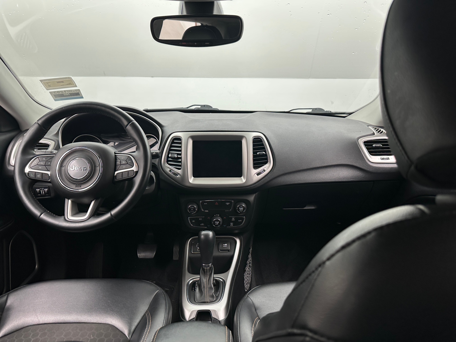 Thumbnail: 2018 Jeep Compass - 3