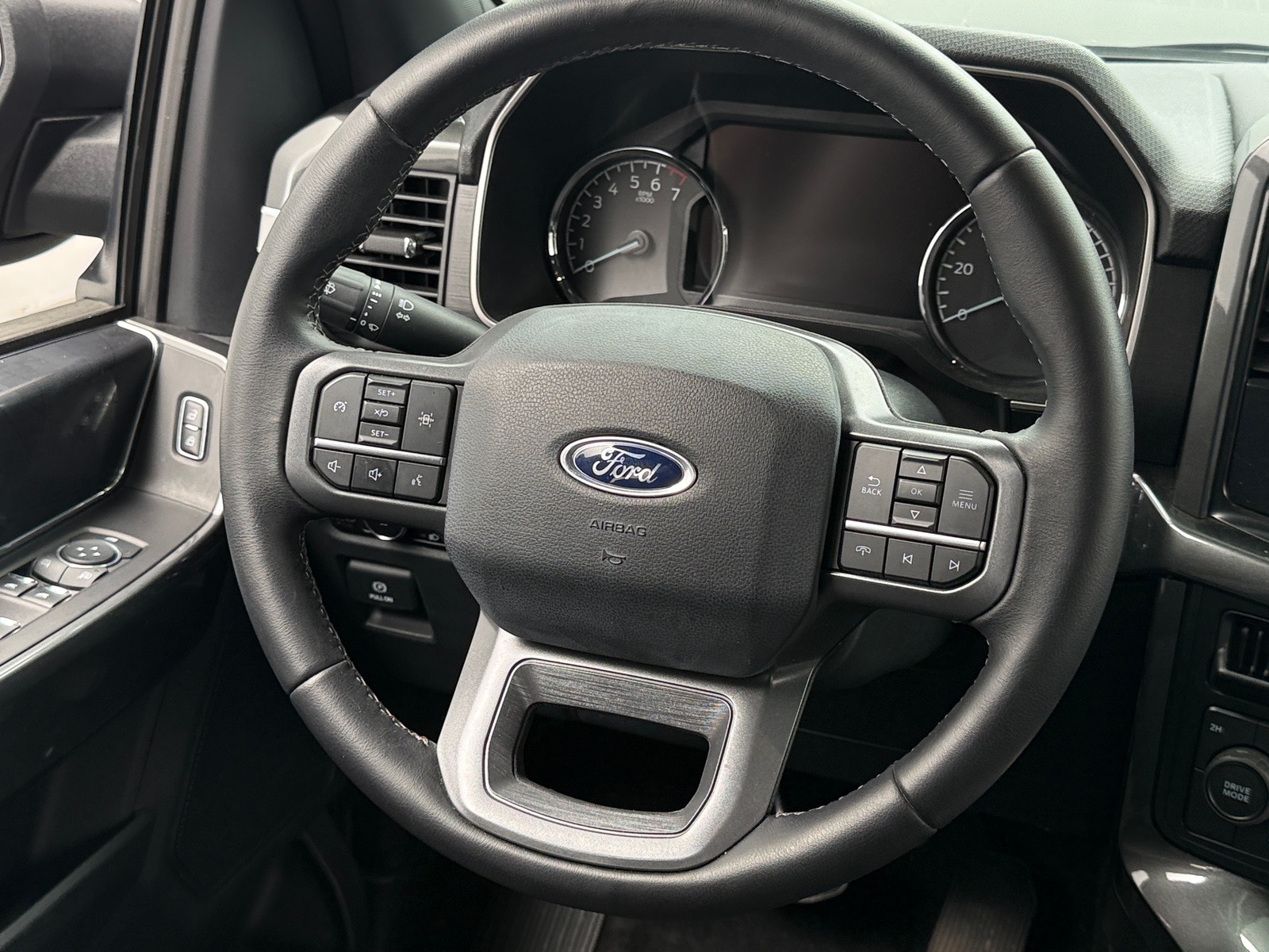 Thumbnail: 2023 Ford Econoline - 5
