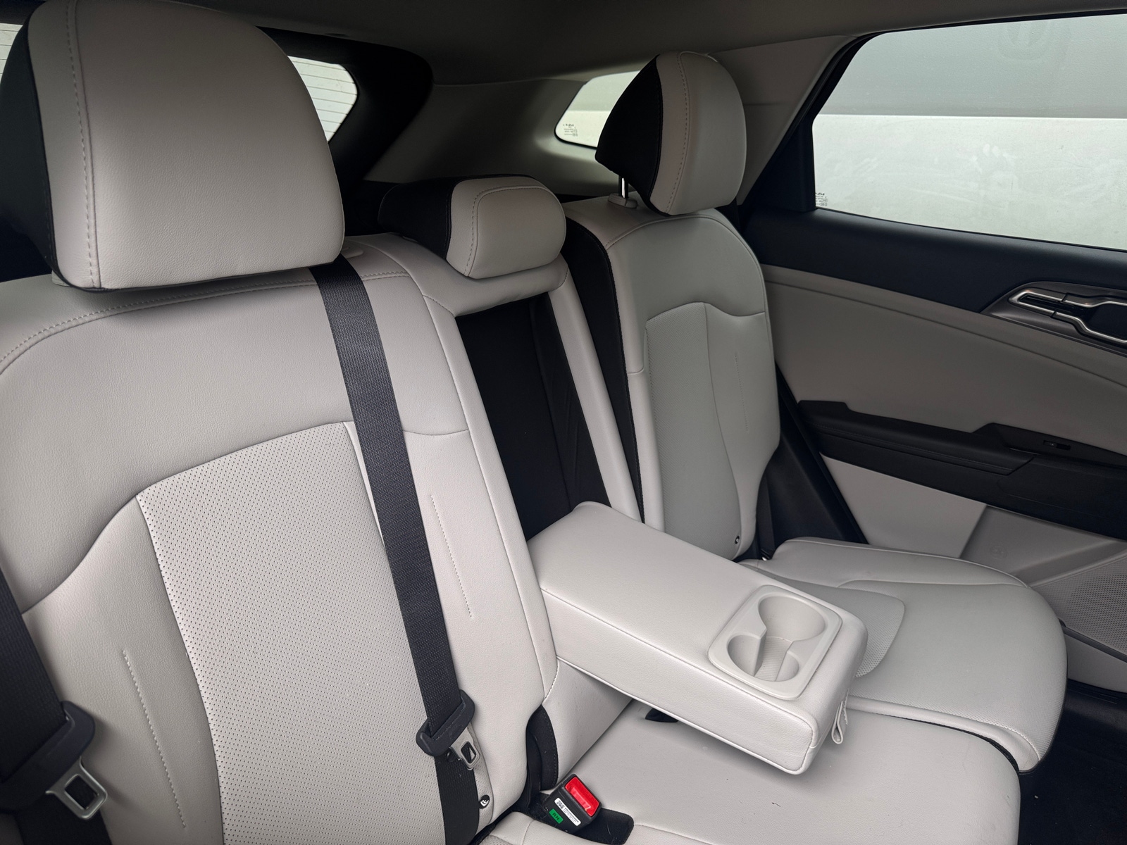 Thumbnail: 2024 Kia Sportage - 5