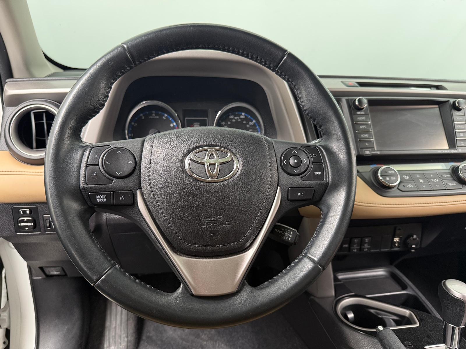 Thumbnail: 2016 Toyota RAV4 - 4
