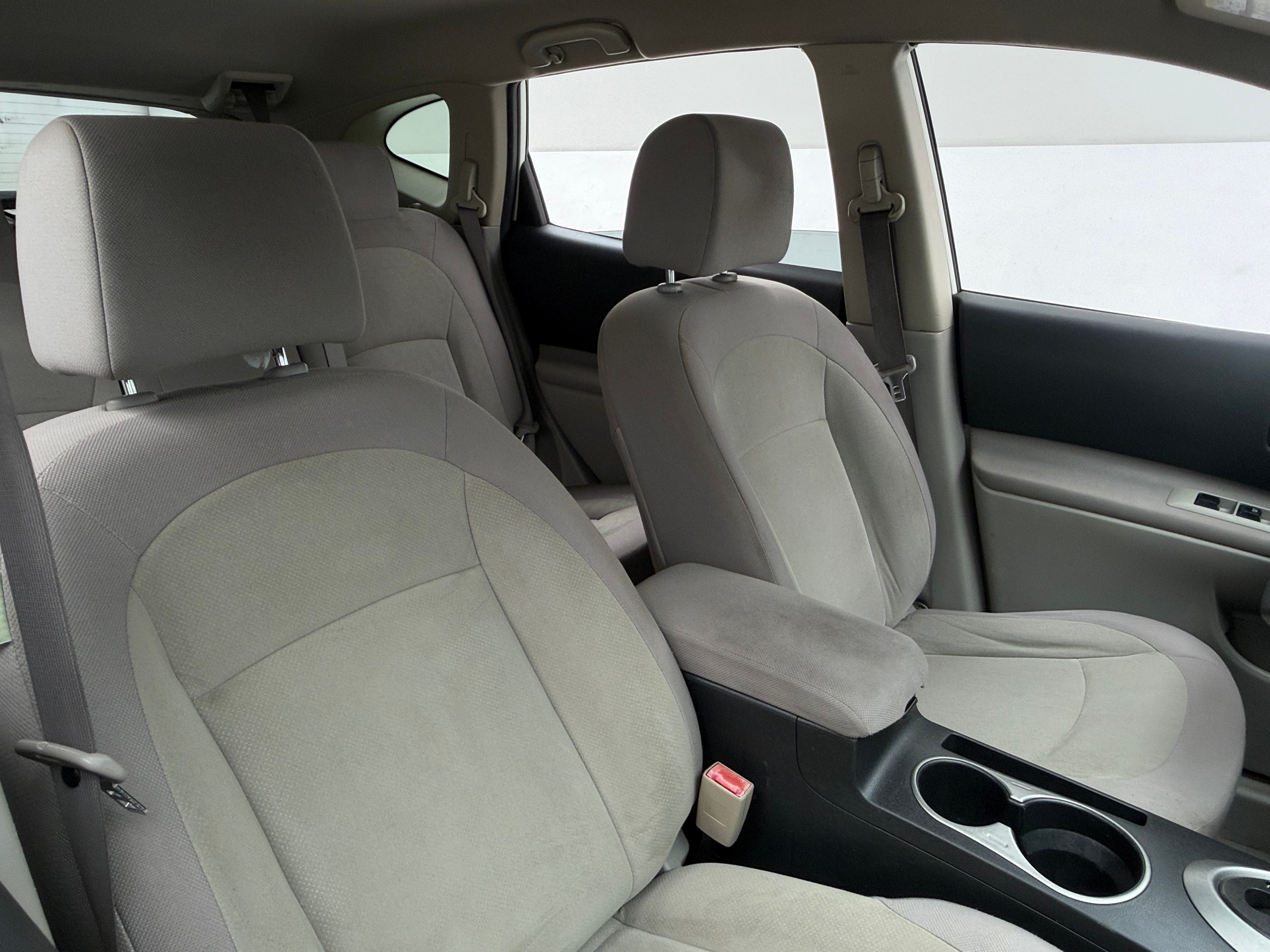 Used 2010 Nissan Rogue S with VIN JN8AS5MT2AW506948 for sale in Pewaukee, WI