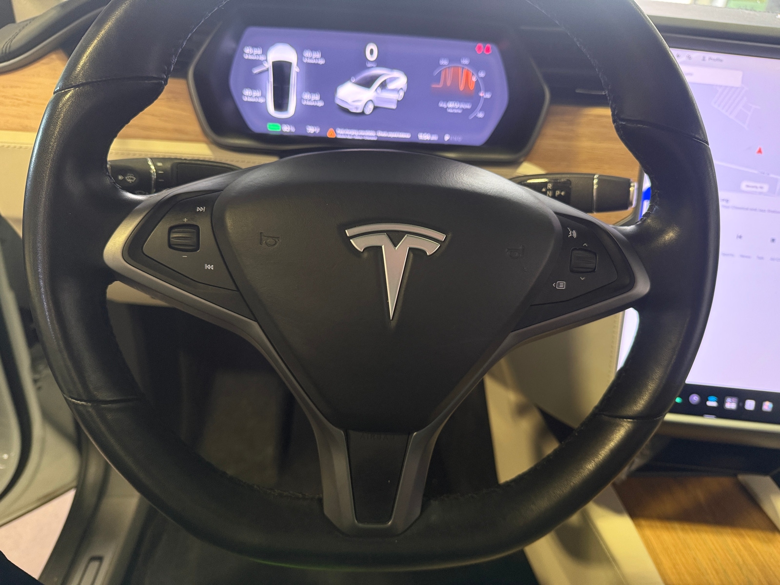 Thumbnail: 2018 Tesla Model X - 4