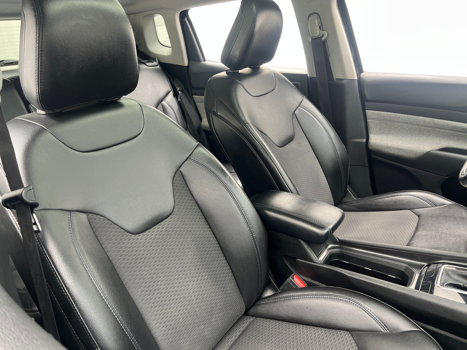 Thumbnail: 2022 Jeep Compass - 2