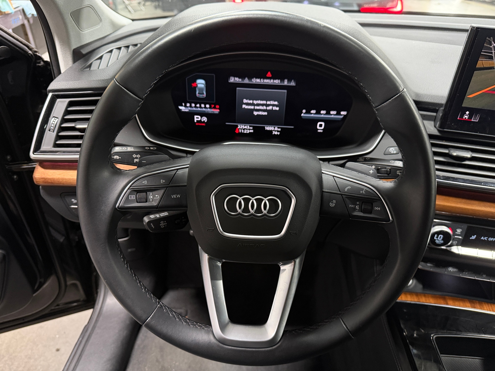 Thumbnail: 2023 Audi Q5 - 4
