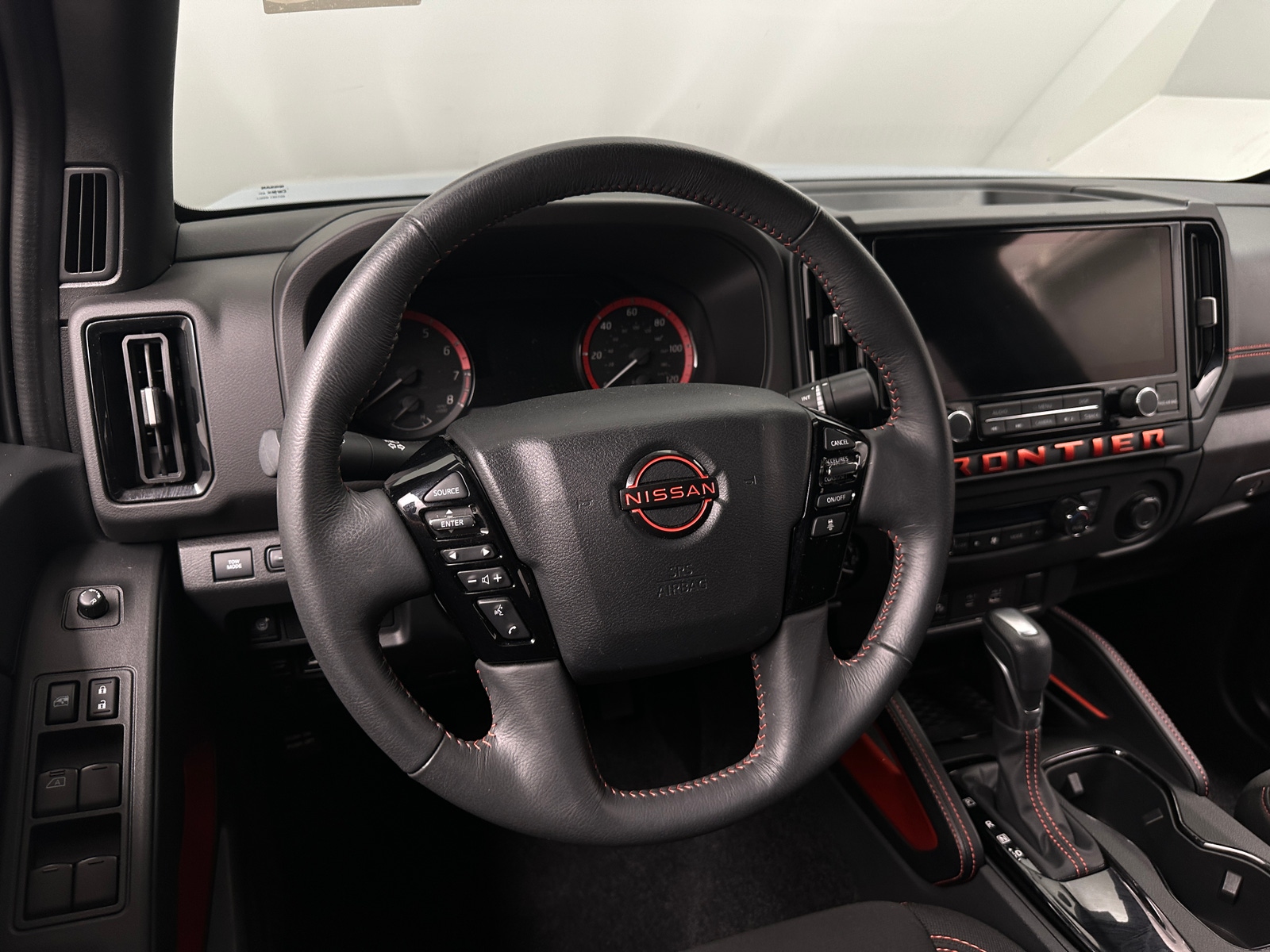 Thumbnail: 2025 Nissan Frontier - 5