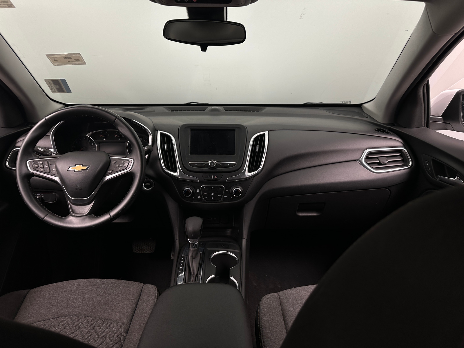 Thumbnail: 2023 Chevrolet Equinox - 3