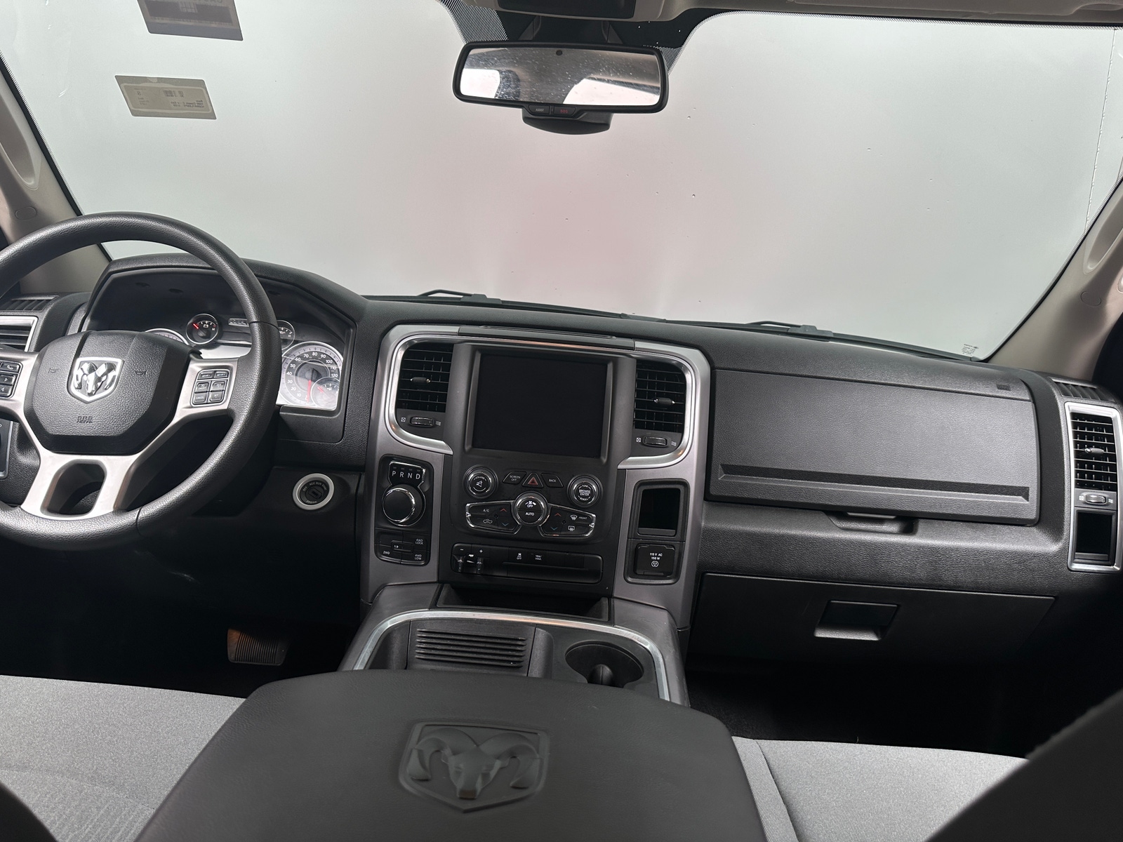 Thumbnail: 2023 RAM 1500 Classic - 3
