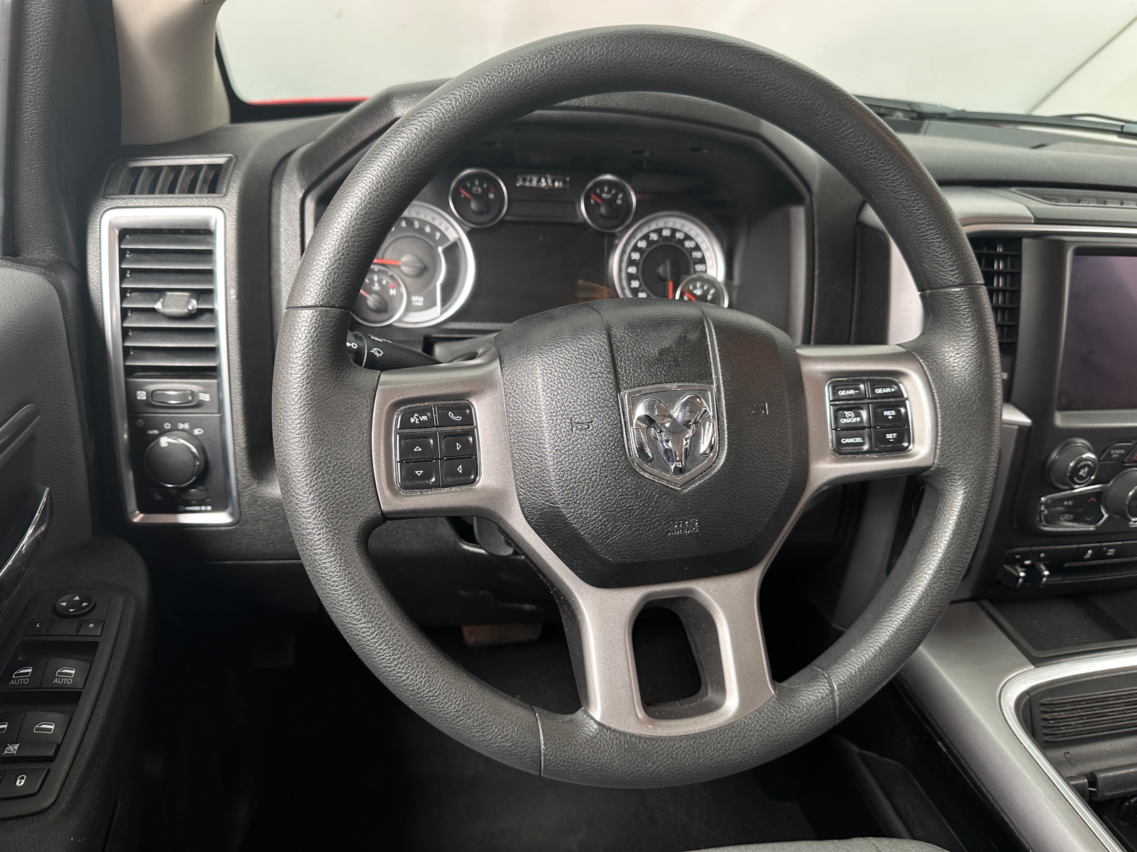 Thumbnail: 2023 RAM 1500 Classic - 5