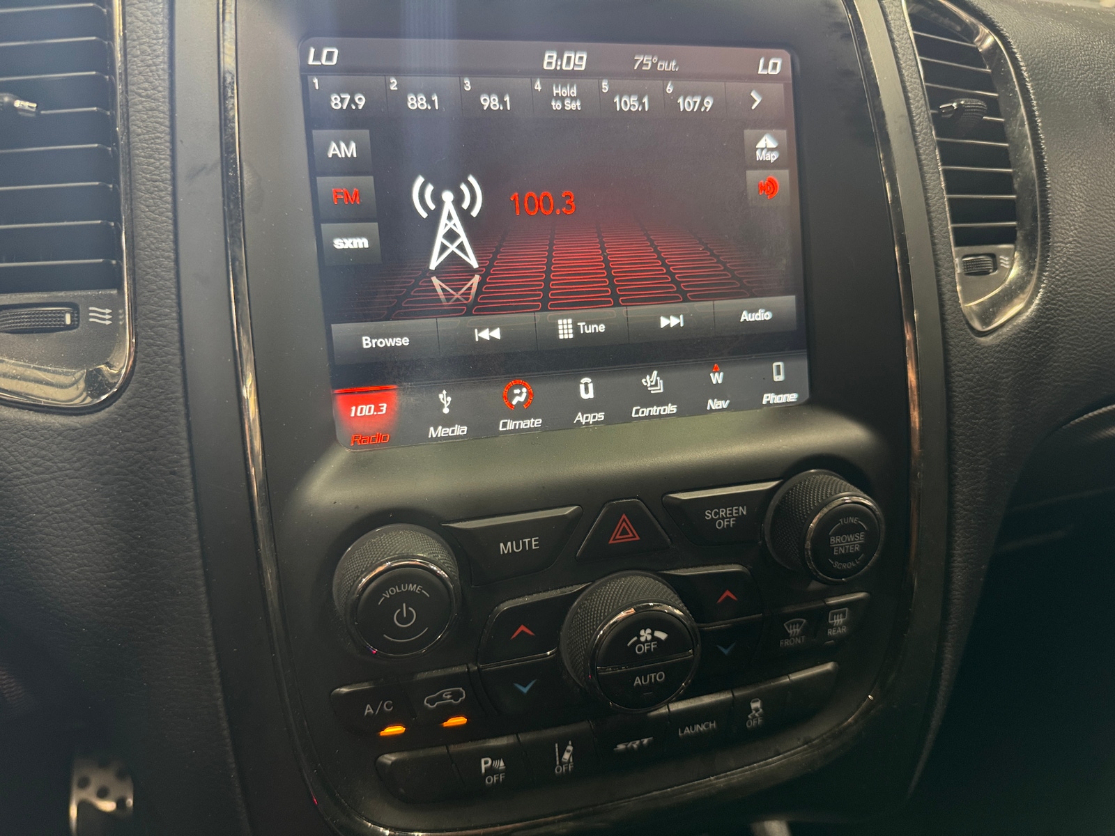 Thumbnail: 2019 Dodge Durango - 3