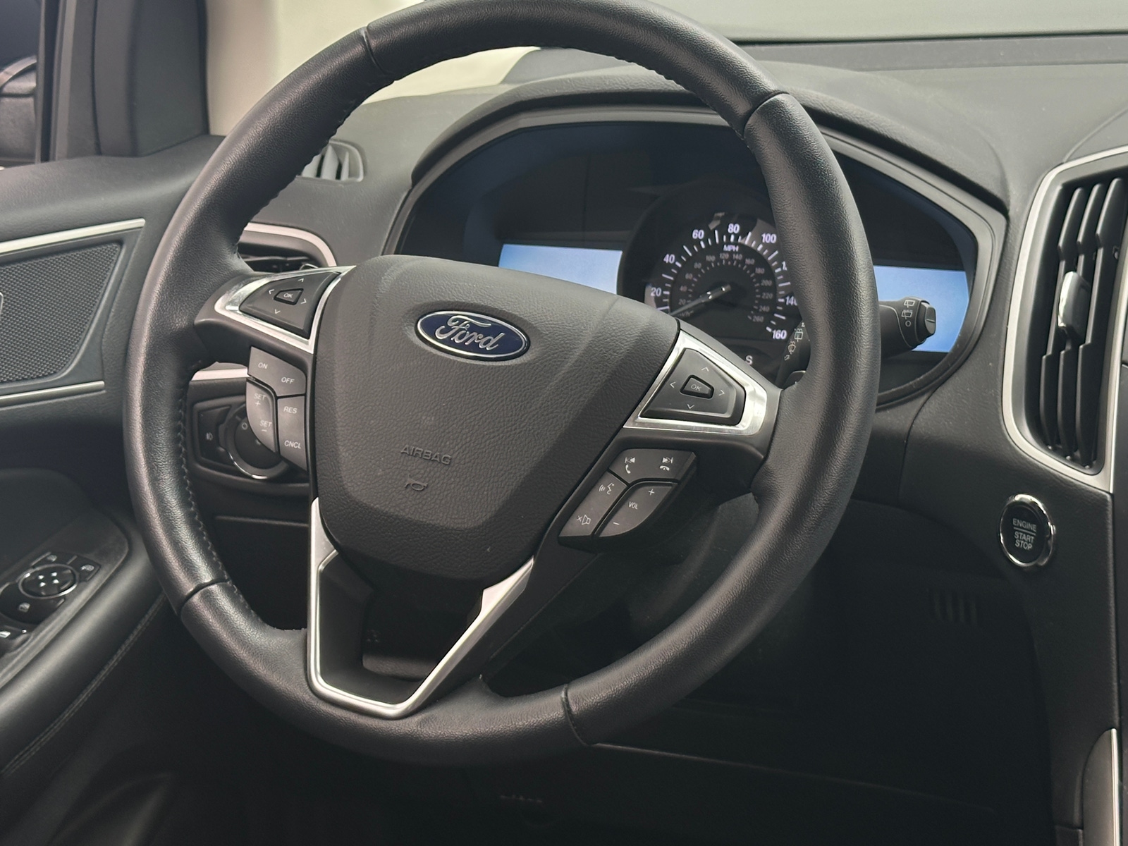 Thumbnail: 2023 Ford Edge - 4