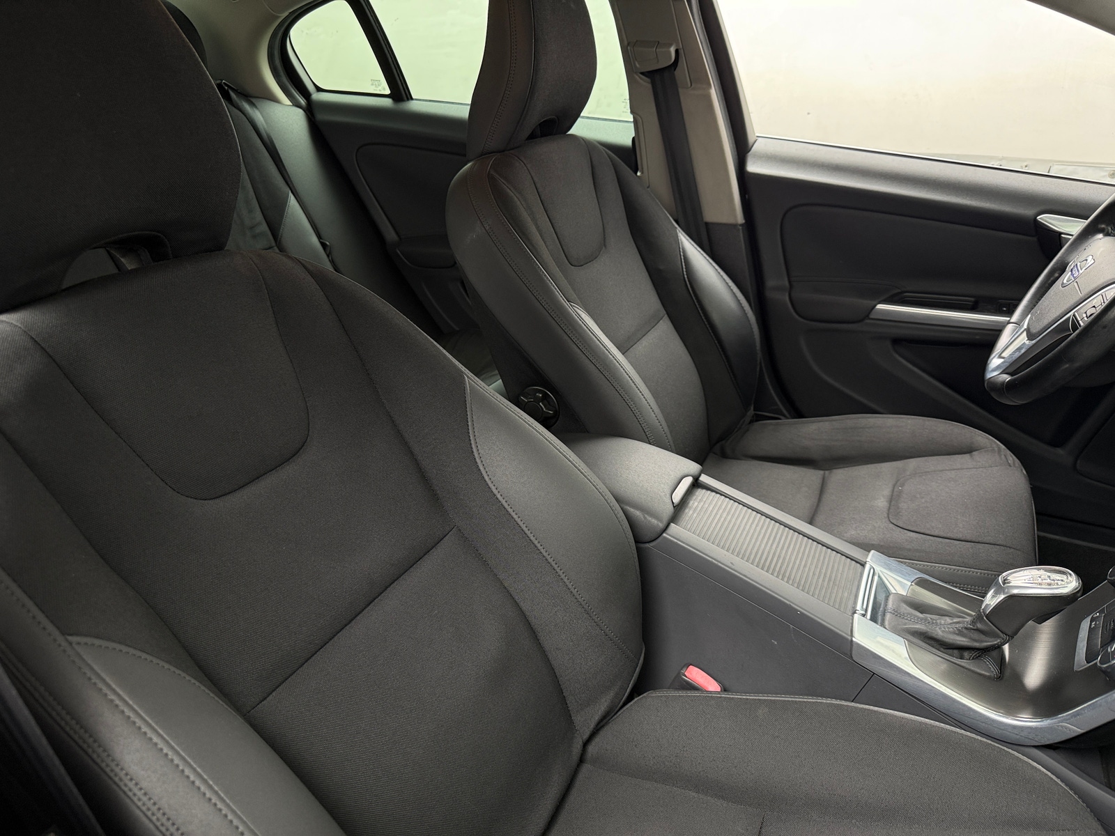 Thumbnail: 2013 Volvo S60 - 2