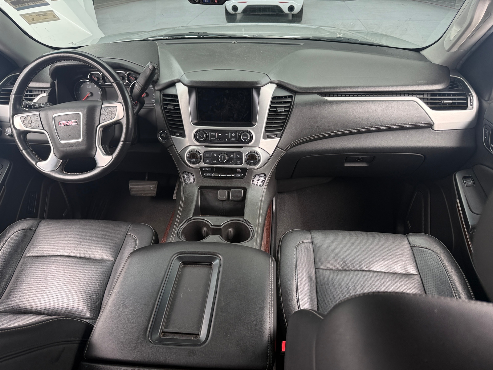 Thumbnail: 2020 GMC Yukon XL - 2