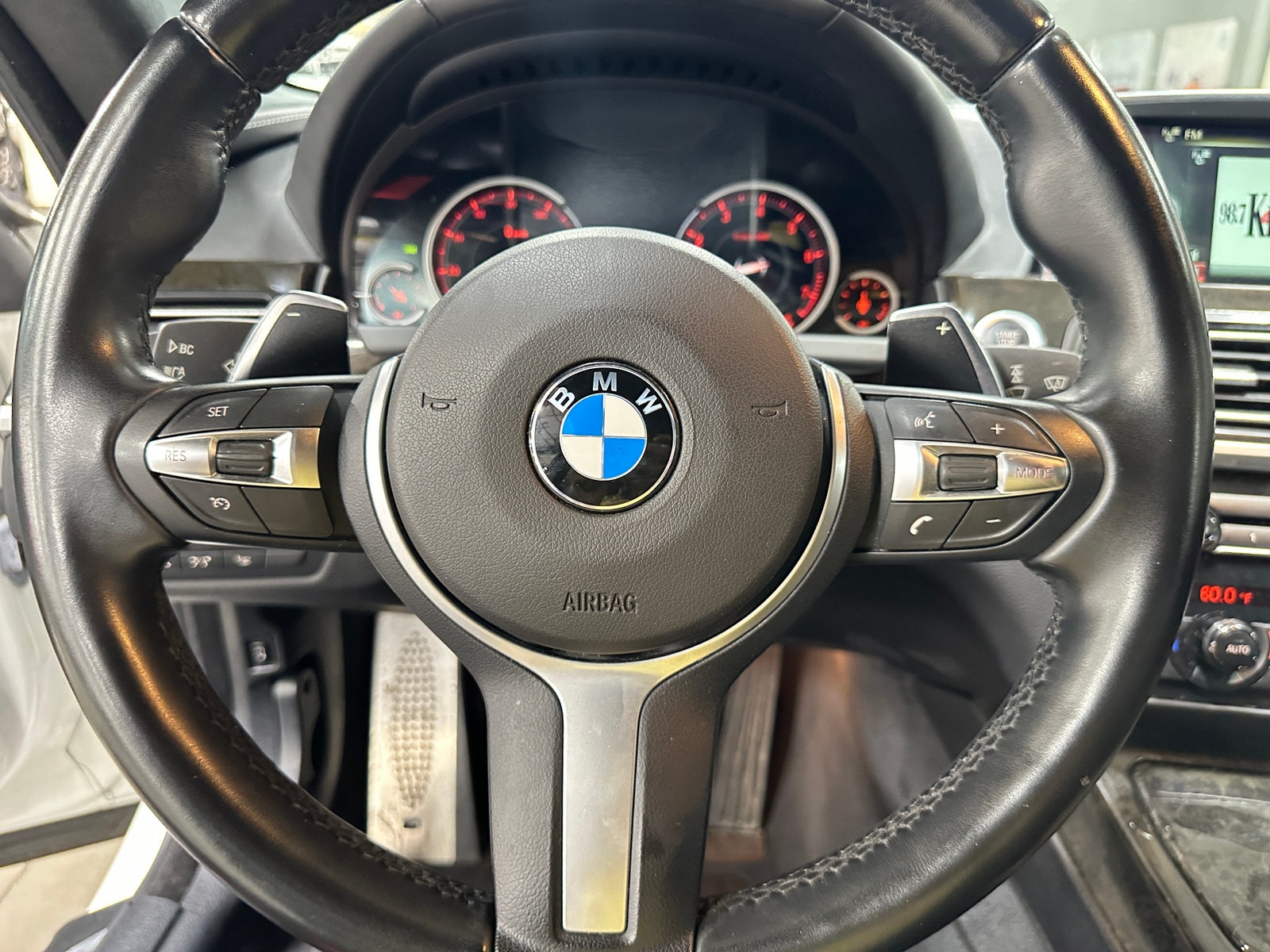 Thumbnail: 2015 BMW 6 Series - 3