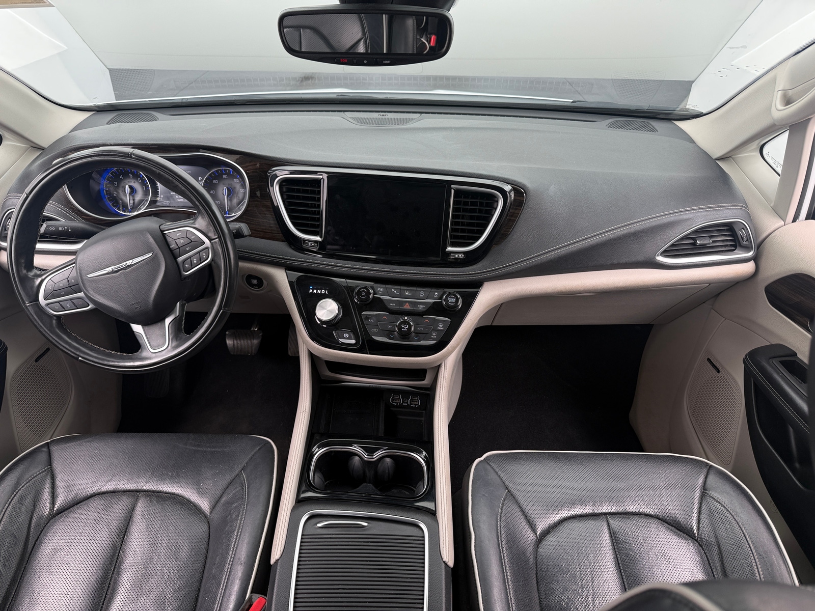 Thumbnail: 2022 Chrysler Pacifica - 2