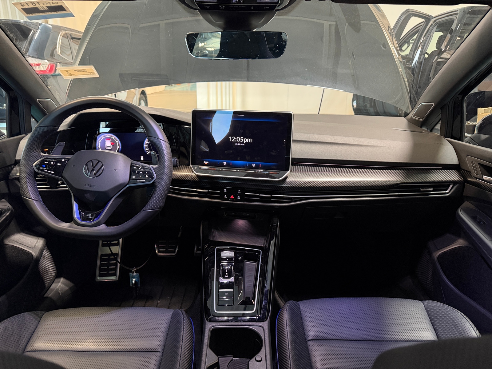 Thumbnail: 2025 Volkswagen Golf - 2