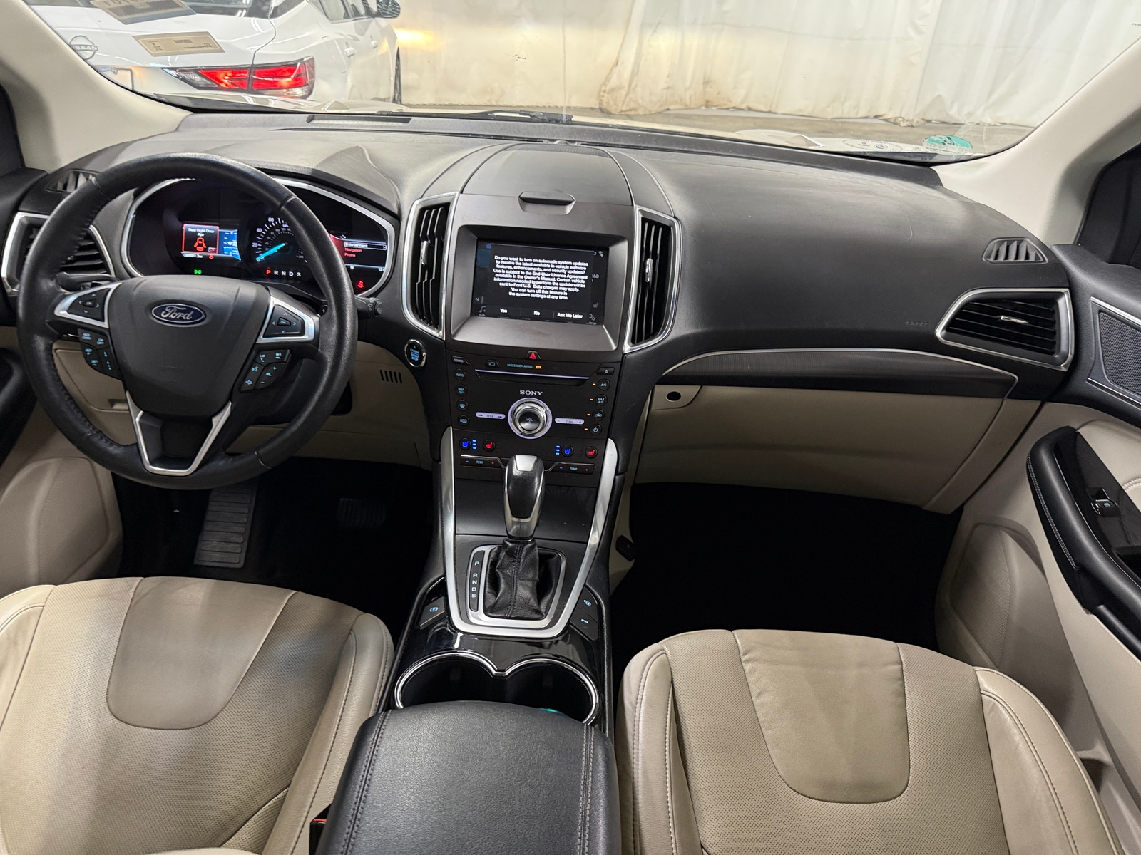 Thumbnail: 2018 Ford Edge - 2