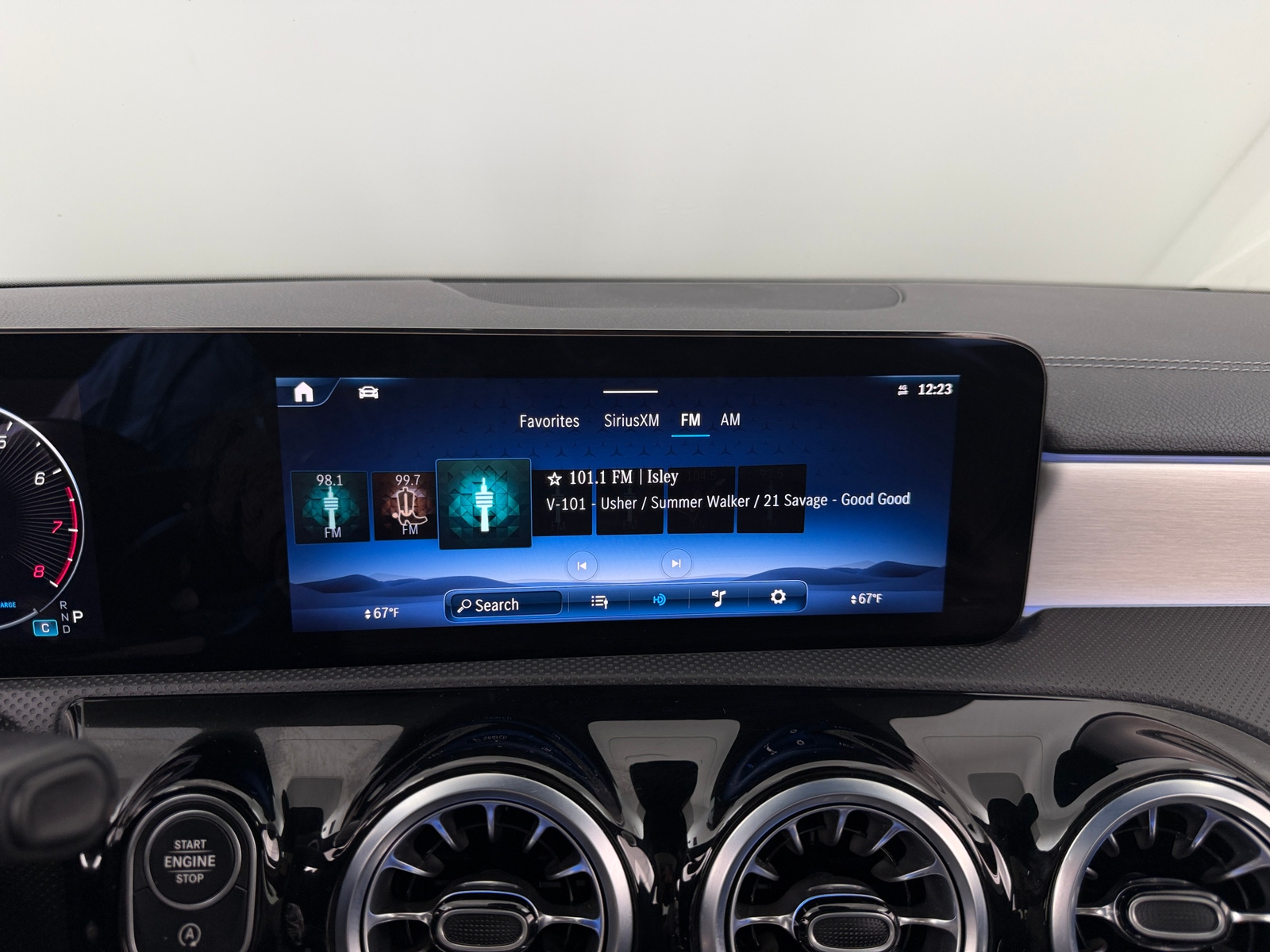 Thumbnail: 2025 Mercedes-Benz CLA - 3