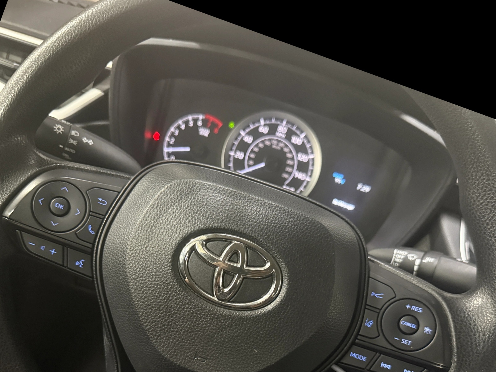 Thumbnail: 2022 Toyota Corolla - 5