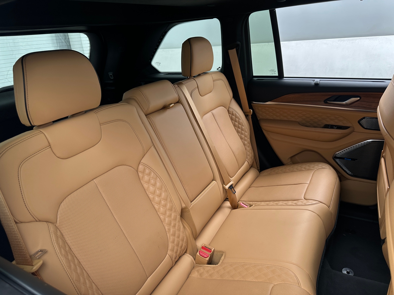 Thumbnail: 2024 Jeep Grand Cherokee - 5