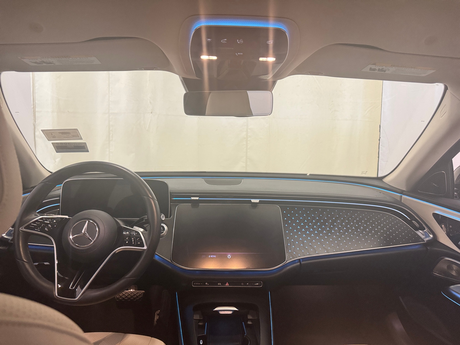 Thumbnail: 2025 Mercedes-Benz E-Class - 2