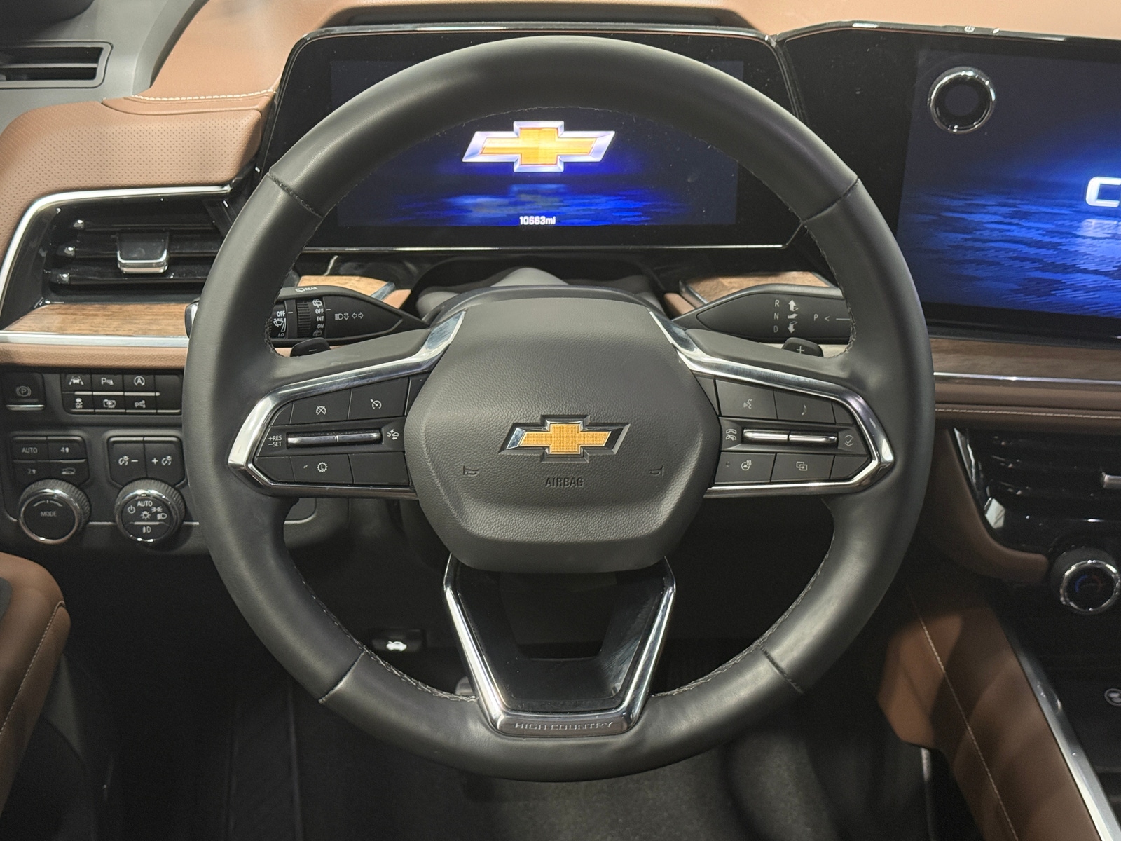 Thumbnail: 2025 Chevrolet Tahoe - 4